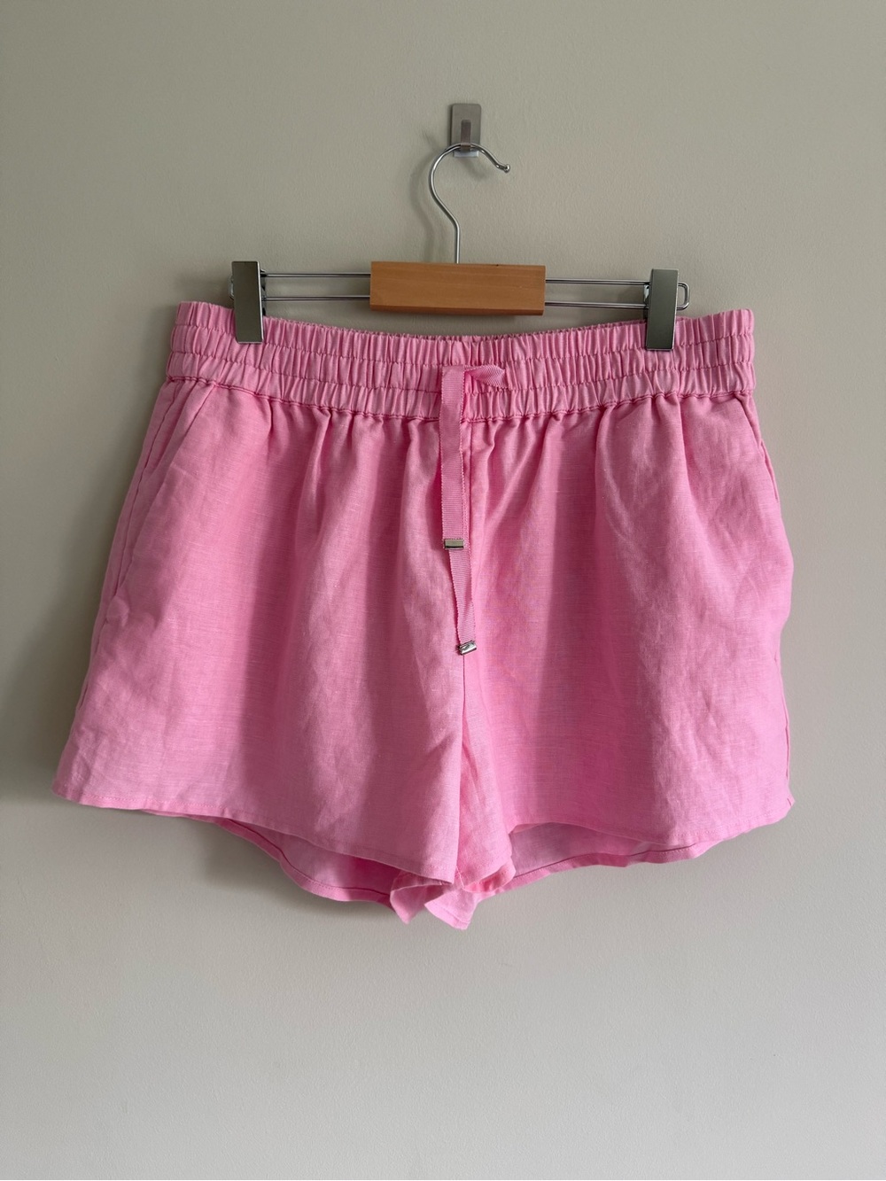 BNWT CAMI NYC Oslo Linen Cotton shorts (Retails $278 USD) luxury quality